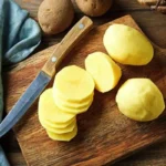 Rohe Kartoffeln essen: Gesund oder riskant?