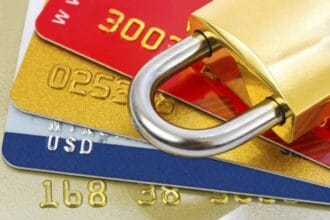 Schützen Sie Ihre Bankkarte sicher online