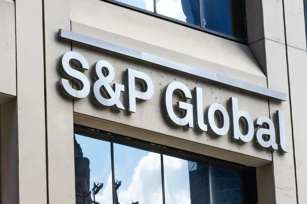 S&P